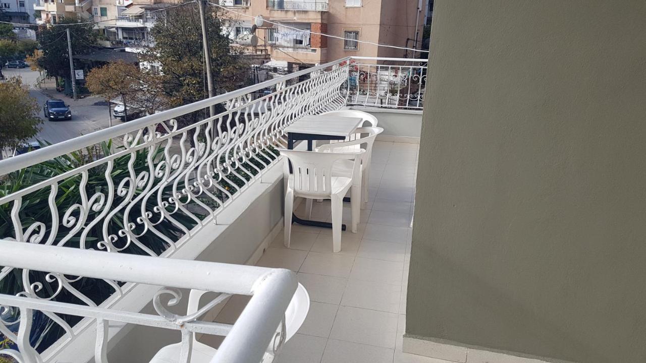 Aralis Rooms Saranda Kültér fotó