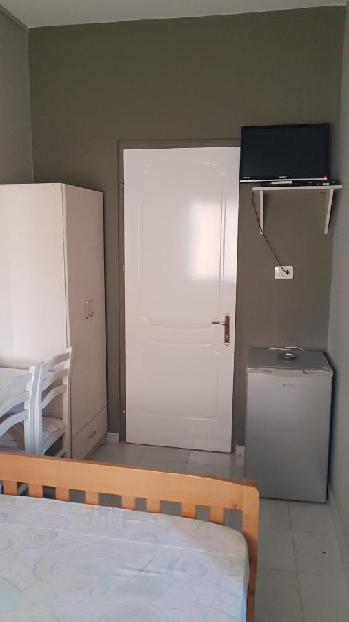 Aralis Rooms Saranda Kültér fotó