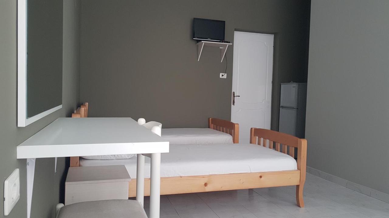 Aralis Rooms Saranda Kültér fotó