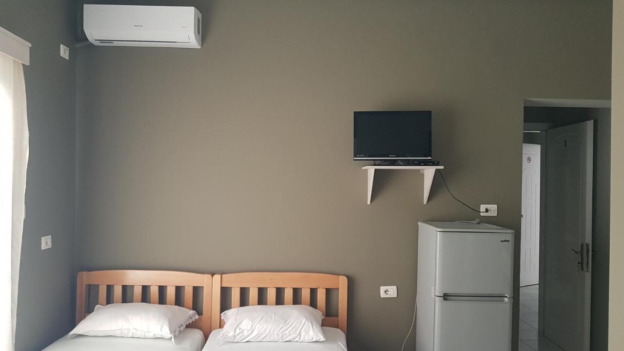 Aralis Rooms Saranda Kültér fotó