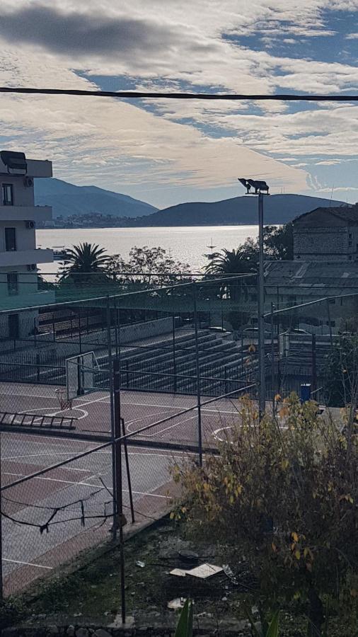 Aralis Rooms Saranda Kültér fotó